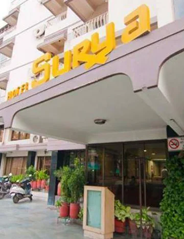 Newly Married Women Escorts in Hotel FabHotel Santoor Indore